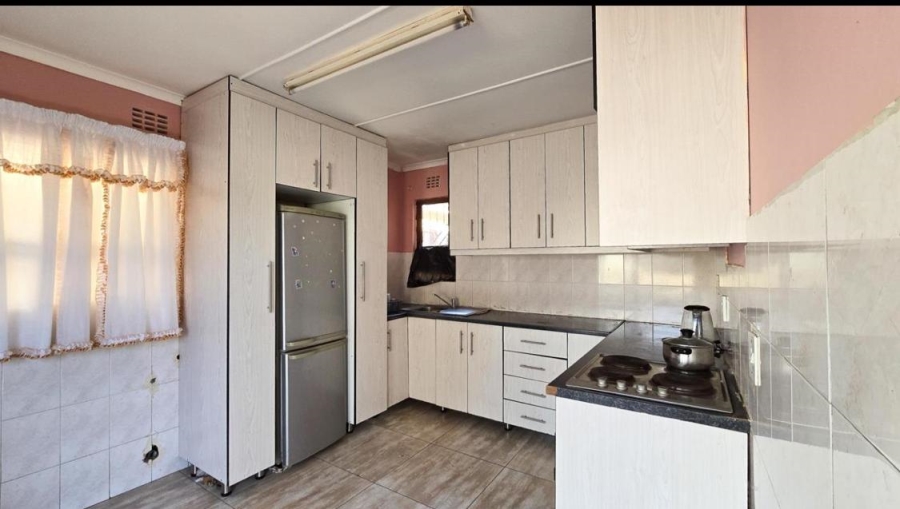 3 Bedroom Property for Sale in Amalinda Eastern Cape